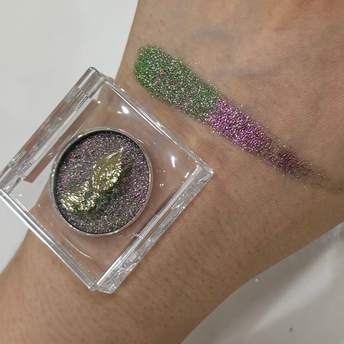 Multichrome Eyeshadow HZP2322