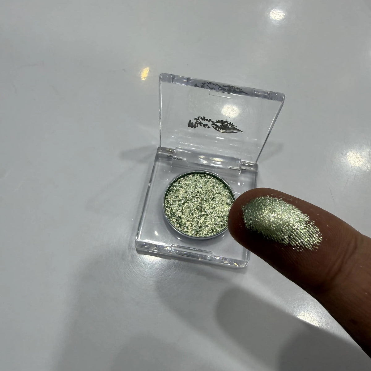 Diamond Pearl Pressed Eyeshadow No 12
